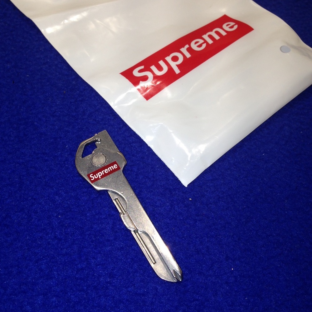 Supreme Utility Key Keychain Key Ring